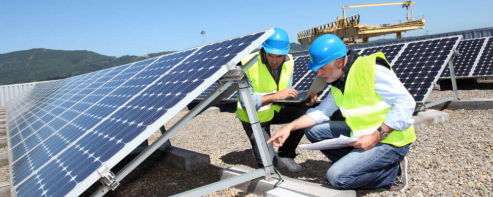 installation des panneaux solaires en entreprise